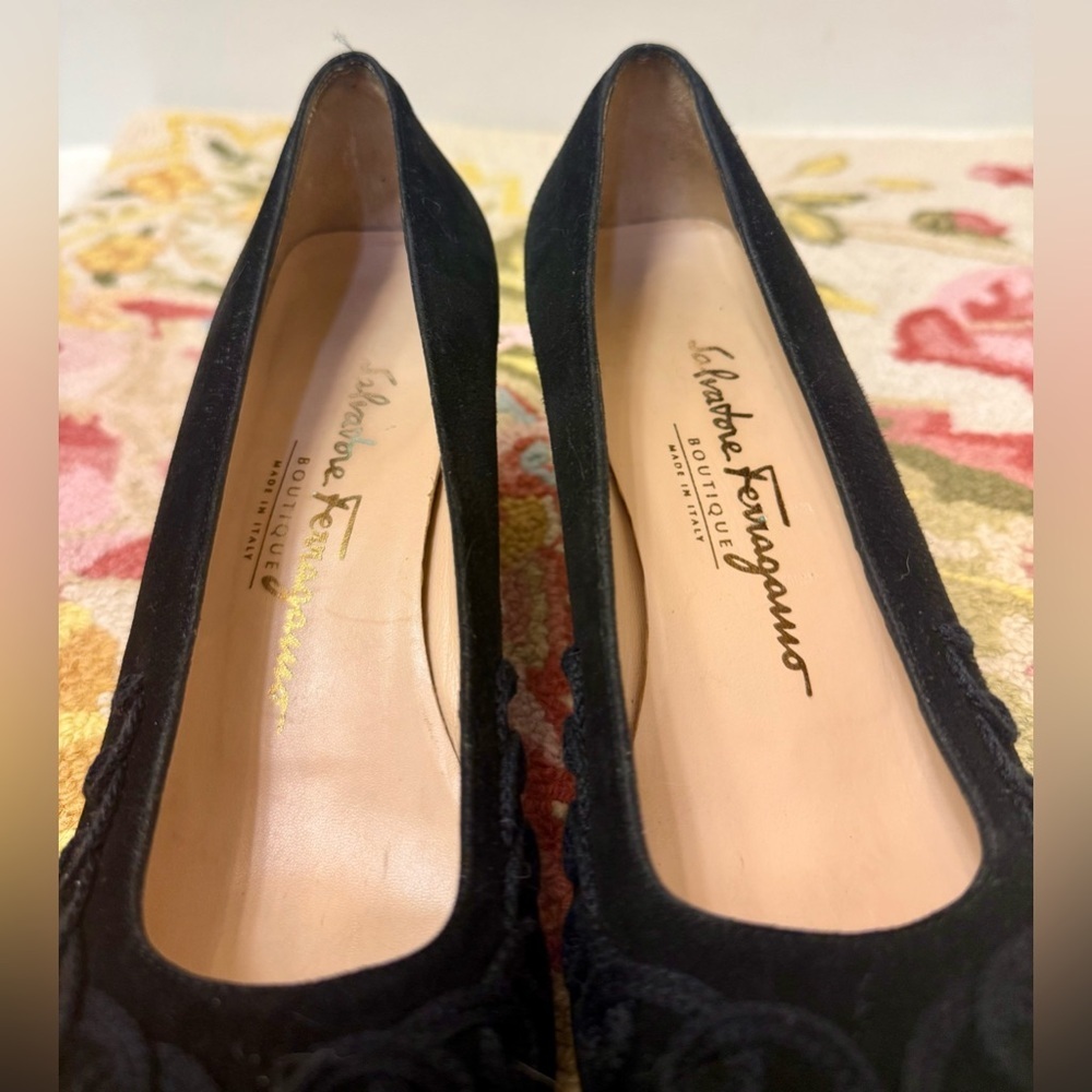 SALVATORE FERRAGAMO Vintage Black Suede Soutache Square Toe Block Heels - Size 8 - Picture 12 of 16